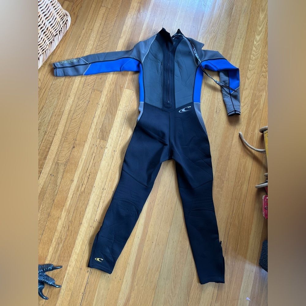 O’Neill long sleeved full wetsuit 14 blue black grey neoprene 1359 youth kids